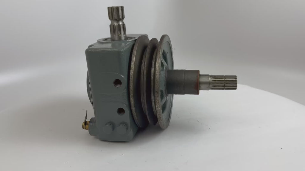 K5615-33106 Aftermarket Kubota Gearbox | In Stock — Flip Manufacturing