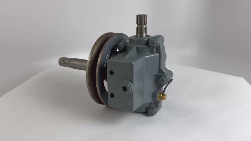 K5231-33110 K5231-33112 Fits Kubota Gearbox — Flip Manufacturing
