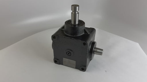 Aftermarket Gear Case Assembly Fits John Deere TCA21758 – product video