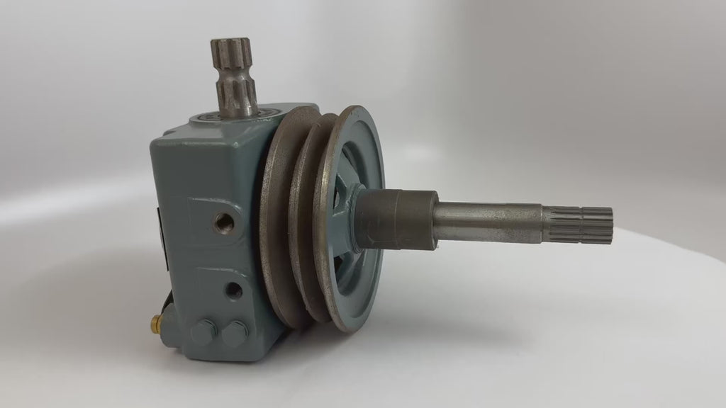 K5668-33105 Aftermarket Kubota Gearbox | In Stock — Flip Manufacturing